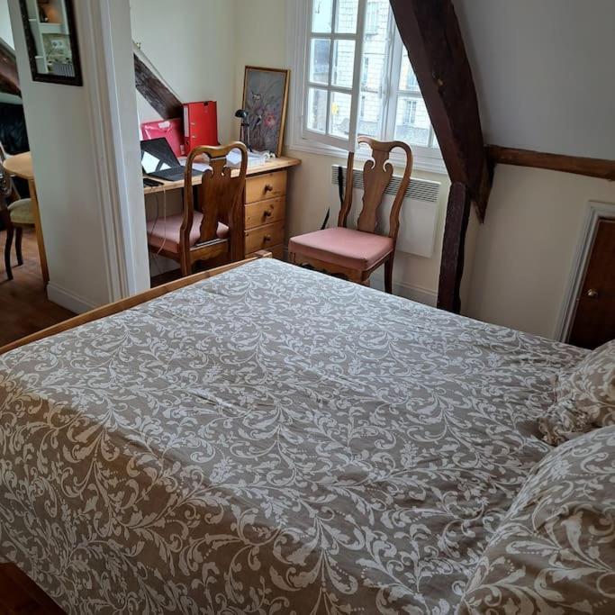 Centre Loft Apartment Huelgoat